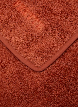 Detail View - Click To Enlarge - FRETTE - Unito Guest Towel - Sunset Red