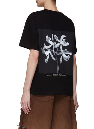 Back View - Click To Enlarge - MISBHV - X Robert Mapplethorpe ‘Calla Lily’ Print T-Shirt