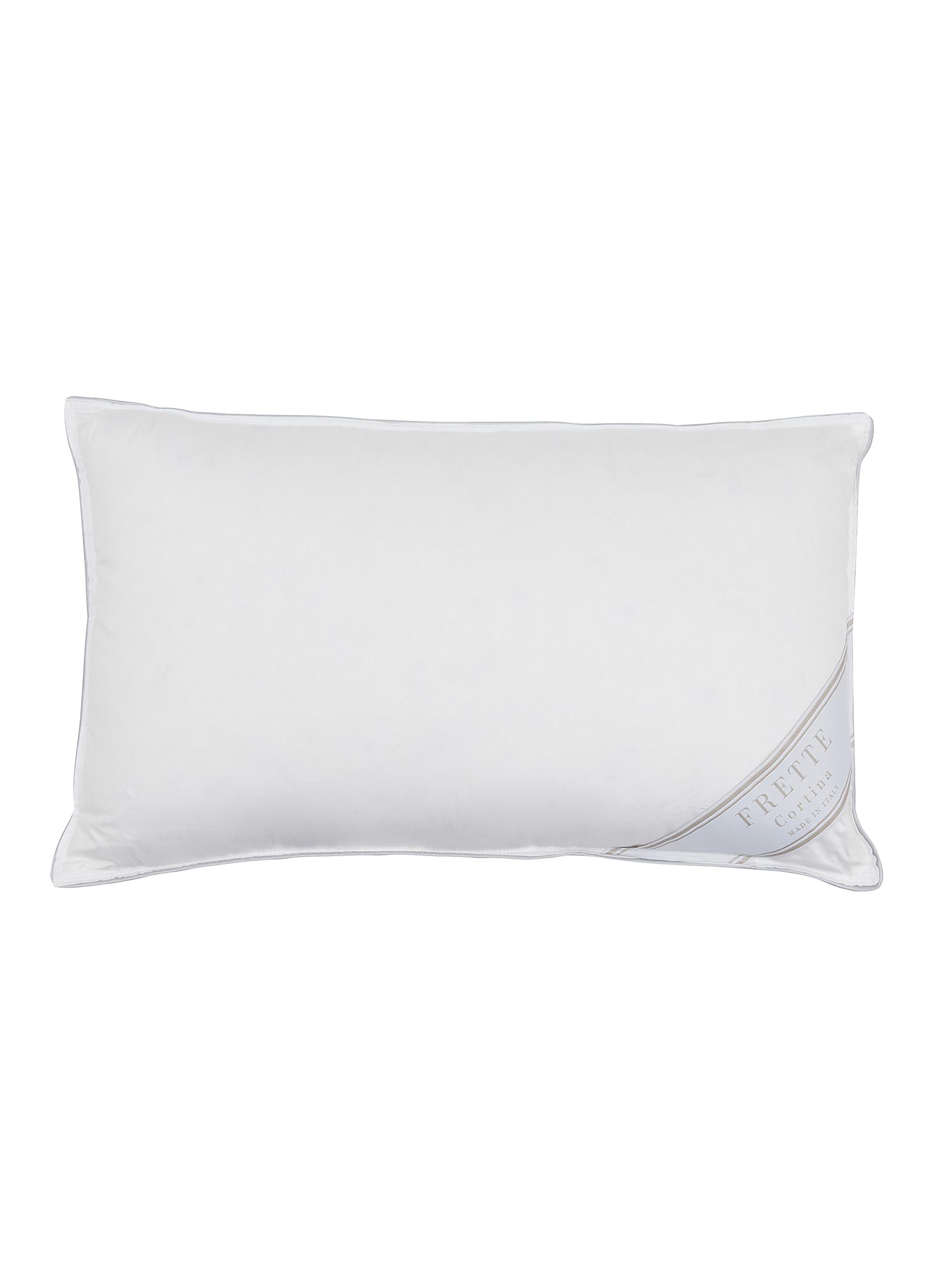 Cortina Down Pillow Filler — Medium