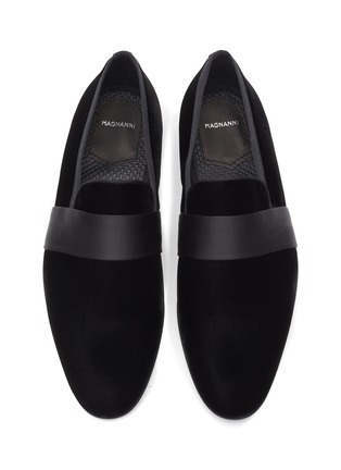 Detail View - Click To Enlarge - MAGNANNI - Single Band Velvet Slip-On Shoes