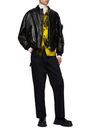 Figure View - Click To Enlarge - PRADA - LOGO APPLIQUÉ FLAT FRONT DRILL PANTS
