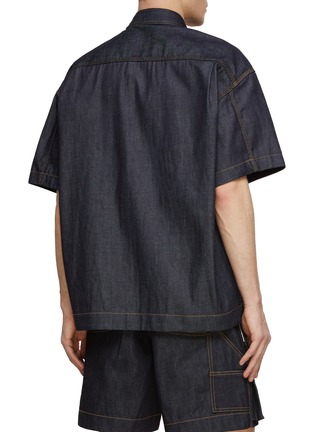 Back View - Click To Enlarge - SACAI - Asymmetrical Chest Pocket Contrast Stitch Short Sleeve Denim Shirt