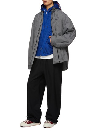 Figure View - Click To Enlarge - MONCLER - Logo Patch Drawstring Hood Windbreaker