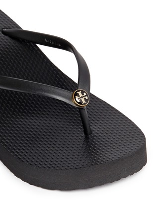 Detail View - Click To Enlarge - TORY BURCH - 'Thin' wedge flip flops