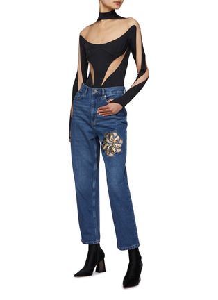 Figure View - Click To Enlarge - AREA - Mussel Flower Motif Cutout Heart Appliqué Straight Leg Jeans