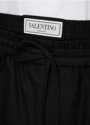  - VALENTINO GARAVANI - Logo Patch Drawstring Elasticated Waist Poplin Twill Shorts