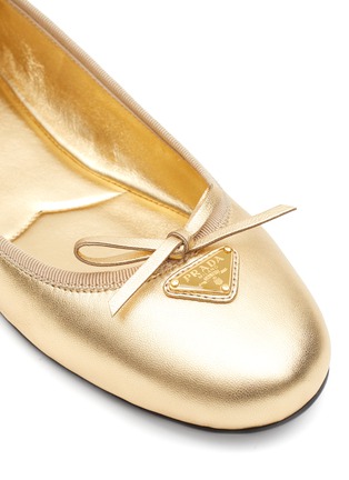 Detail View - Click To Enlarge - PRADA - Logo Appliqué Round Toe Nappa Leather Ballerina Flats