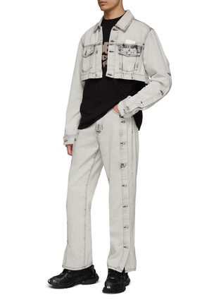 Figure View - Click To Enlarge - FENG CHEN WANG - Buttoned Side Acid Washed Jeans