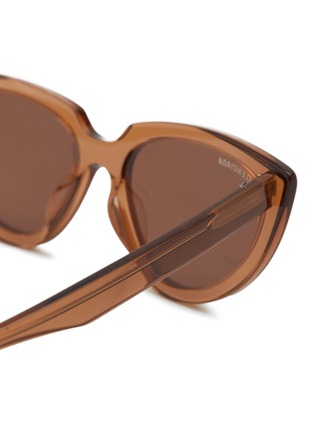 Detail View - Click To Enlarge - BALENCIAGA - CAT EYE FRAME TINTED LENSES SUNGALSSES