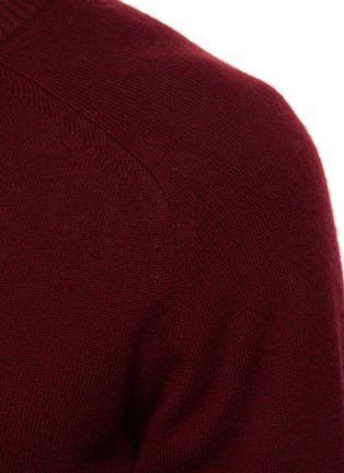  - DREYDEN - Classic Cashmere Knit Crewneck Sweater