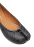 Detail View - Click To Enlarge - MAISON MARGIELA - ‘Tabi’ Cracked Leather Split Toe Ballerina Flats