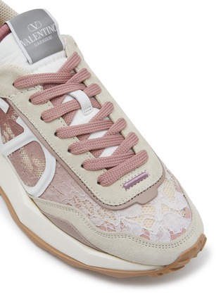 Detail View - Click To Enlarge - VALENTINO GARAVANI - ‘Lacerunner’ VLogo Lace Mesh Leather Low Top Sneakers