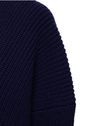  - SA SU PHI - V-Neck Puff Sleeve Ribbed Knit Cropped Sweater