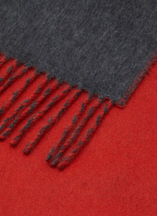 Detail View - Click To Enlarge - JOHNSTONS OF ELGIN - REVERSIBLE FRINGED WOOL SCARF