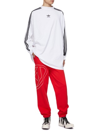 Figure View - Click To Enlarge - DIESEL - ‘Marky Megoval’ Oversize Logo Embroidery Elasticaticated Waist Sweatpants