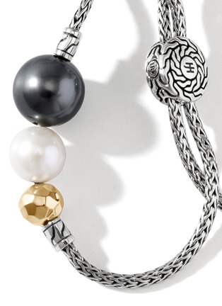Detail View - Click To Enlarge - JOHN HARDY - ‘CLASSIC CHAIN’ HAMMERED 18K GOLD AND SILVER TAHITIAN AND FRESHWATER PEARL BRACELET