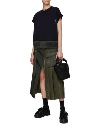 Figure View - Click To Enlarge - SACAI - Elasticated Waist Panel Cropped Sweat Top