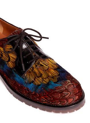 Detail View - Click To Enlarge - VALENTINO GARAVANI - Feather leather Derbies
