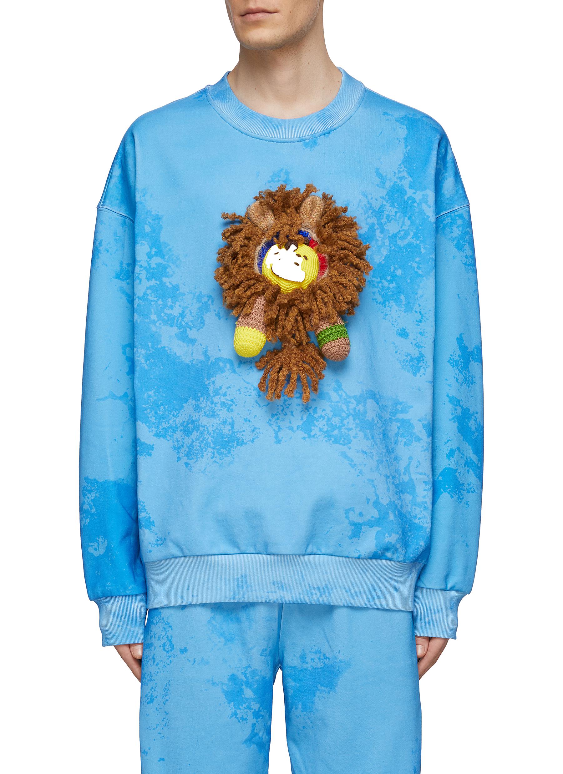 Angel Chen Hand Crochet Lion Motif Crewneck Sweatshirt In Blue