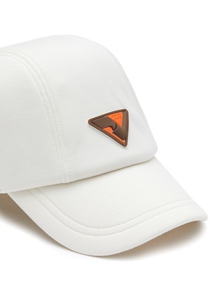 Detail View - Click To Enlarge - SOUTHCAPE - TRIANGLE VOLANTE LOGO SNAP BUTTON CAP