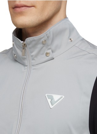 Detail View - Click To Enlarge - SOUTHCAPE - HIGH NECK FULL ZIP WATER REPELLENT MESH LINING DETACHABLE HOOD VEST