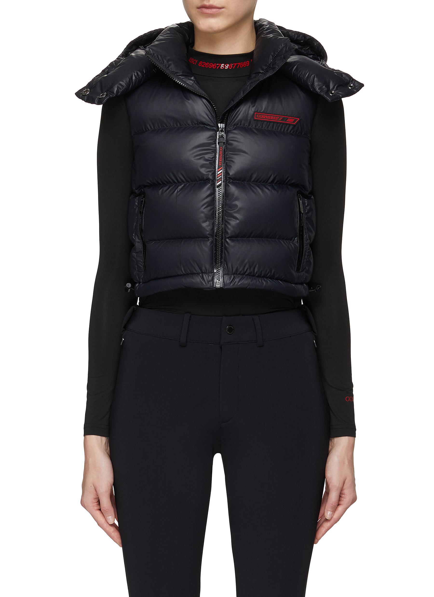 Gospheres Logo Patch Cropped Puffer Vest In Black
