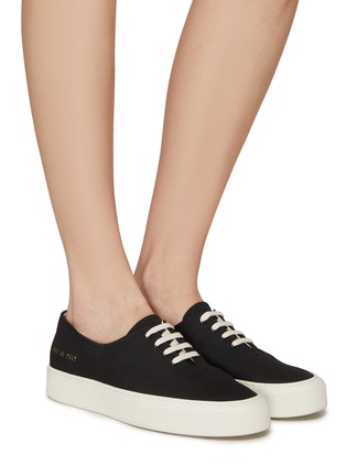 Figure View - Click To Enlarge - COMMON PROJECTS - ‘Four Hole’ Low Top Canvas Sneakers