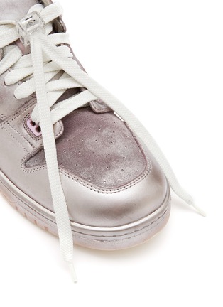Detail View - Click To Enlarge - ACNE STUDIOS - Face Logo Toggle Metallic Leather Low Top Lace Up Sneakers