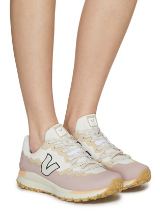 Figure View - Click To Enlarge - VEJA - ‘Fitz Roy’ Low Top Lace Up Sneakers
