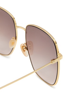 Detail View - Click To Enlarge - GUCCI - Heart Charm Metal Frame Pink Lens Sunglasses