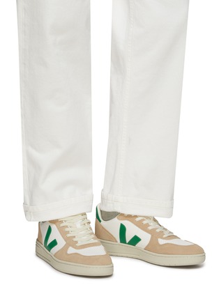 Figure View - Click To Enlarge - VEJA - ‘V-10’ Low Top Vegan Leather Sneakers