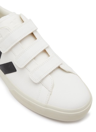 Detail View - Click To Enlarge - VEJA - ‘Recife’ Low Top Triple Velcro ChromeFree Leather Sneakers
