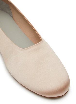 Detail View - Click To Enlarge - EQUIL - ‘Venezia’ Satin Ballerina Flats