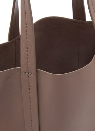 Detail View - Click To Enlarge - EQUIL - Small ‘Tokyo’ Adjustable Shoulder Strap Leather Tote Bag
