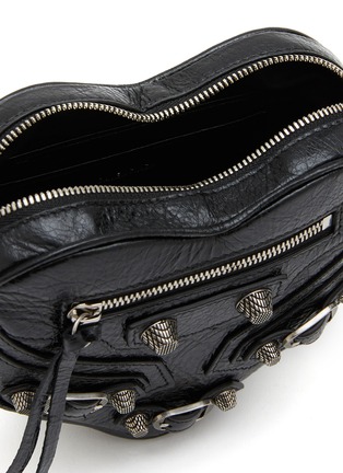 Detail View - Click To Enlarge - BALENCIAGA - Mini ‘Cagole’ Heart Shape Arena Finish Leather Chain Crossbody Bag