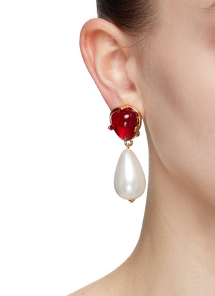 Figure View - Click To Enlarge - LANE CRAWFORD VINTAGE ACCESSORIES - KJL GOLD TONED METAL FAUX PEARL RED STONE DROP EARRINGS