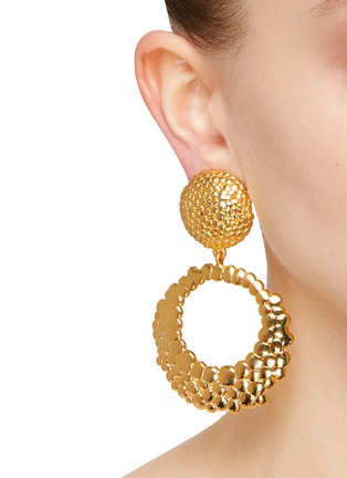 Figure View - Click To Enlarge - KENNETH JAY LANE - Gold Toned Metal Clip On Drop Earrings