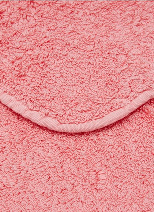 Detail View - Click To Enlarge - ABYSS - Super Pile Face Cloth — Flamingo