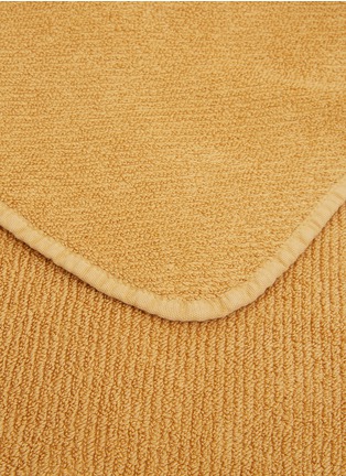 Detail View - Click To Enlarge - ABYSS - Twill Bath Towel — Gold