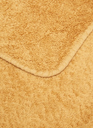 Detail View - Click To Enlarge - ABYSS - Super Pile Bath Sheet — Gold