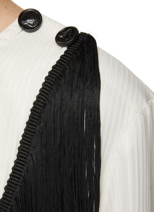  - EENK - Contrast Fringe Knit Top