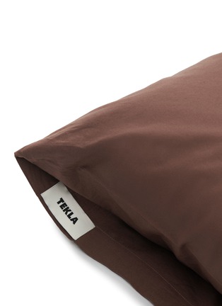 Detail View - Click To Enlarge - TEKLA - Organic Cotton Pillow Case — Cocoa Brown
