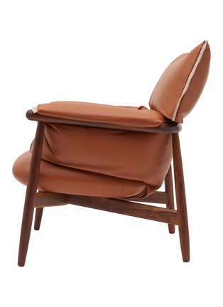 Detail View - Click To Enlarge - CARL HANSEN & SØN - E015 Embrace Lounge Chair