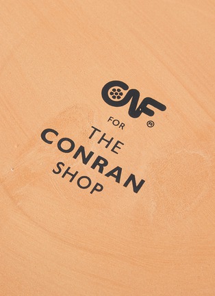 Detail View - Click To Enlarge - THE CONRAN SHOP - Face Vase — Terracotta