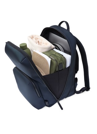 Detail View - Click To Enlarge - JULY - Volume+ Backpack — Navy