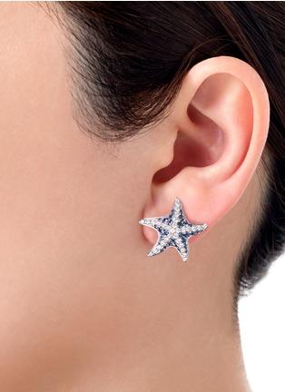 Detail View - Click To Enlarge - MIO HARUTAKA - ‘Sea Star’ 18k White Gold Diamond Sapphire Earring