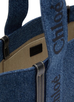 Detail View - Click To Enlarge - CHLOÉ - Large ‘Woody’ Logo Print Denim Tote Bag