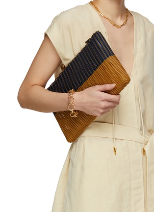 Figure View - Click To Enlarge - PALOROSA - Large Bicoloured Woven Clutch