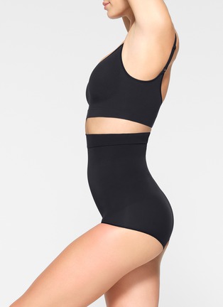 Detail View - Click To Enlarge - SKIMS - Everyday Sculpt High Waist Brief
