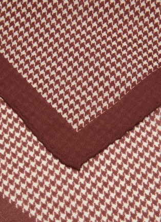 Detail View - Click To Enlarge - STEFANOBIGI MILANO - Houndstooth Motif Wool Silk Pocket Square